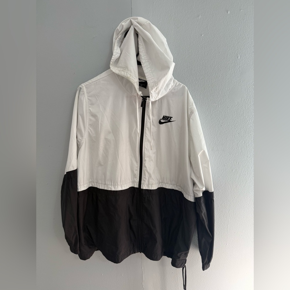 Nike Men's Two-Tone Windbreaker Jacket